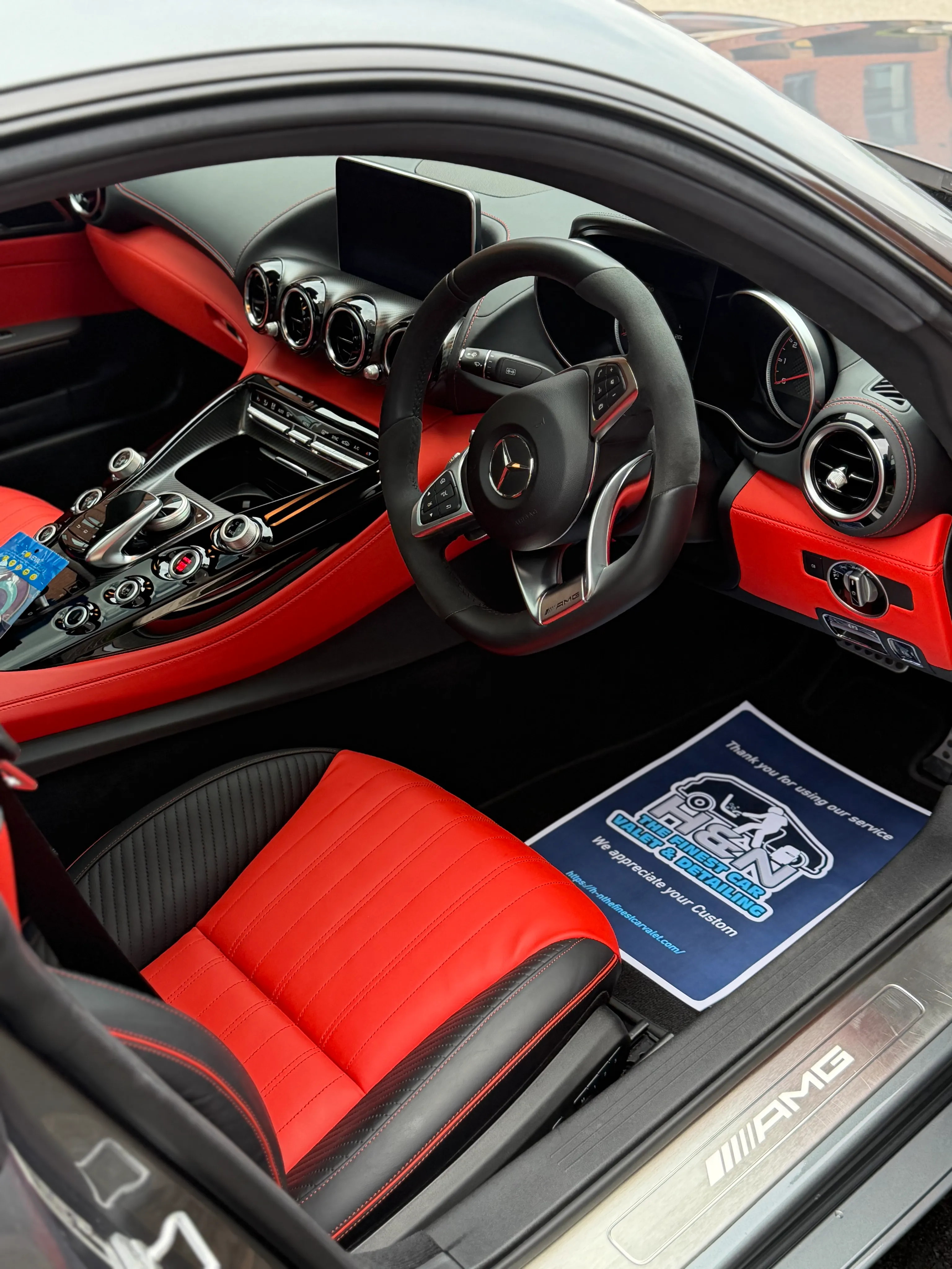Detailing showcase 16